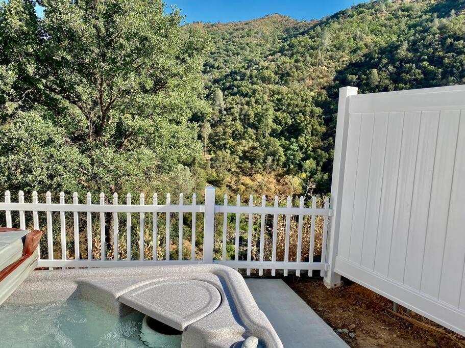 Eagle Nest River Views Hot Tub Games Sleeps 6 Ahwahnee Exterior photo